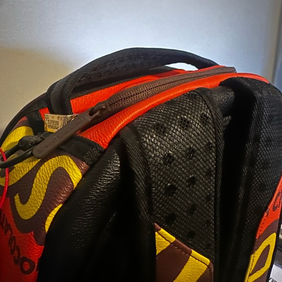 Spray ground Reese's Backpack - Picture 9 of 11